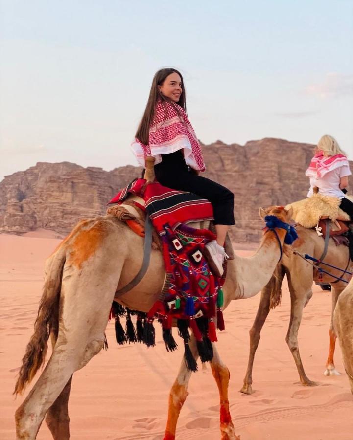 Wadi Rum Cave Camp &Jeep Tour Exterior photo