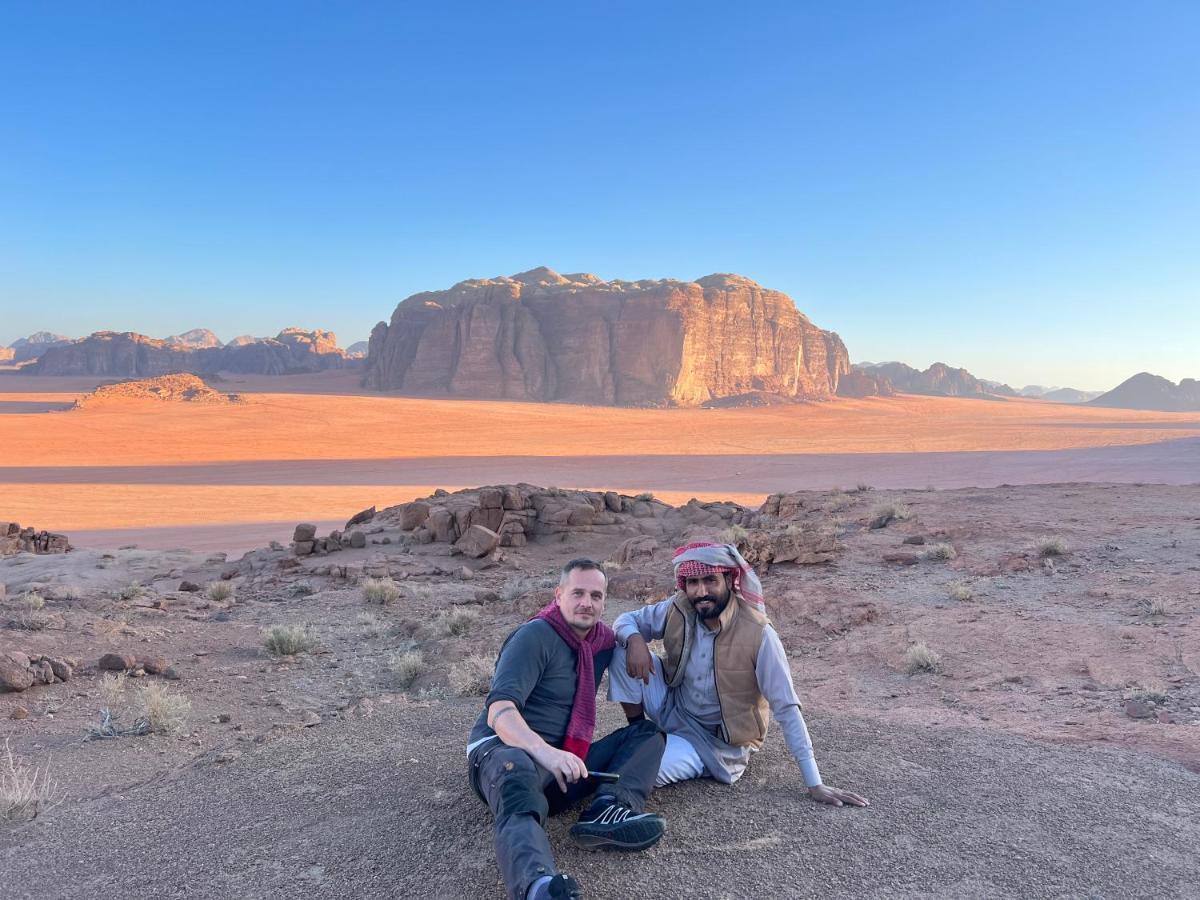 Wadi Rum Cave Camp &Jeep Tour Exterior photo